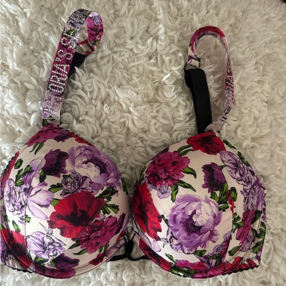 Bombshell bling - Picture 1 of 2